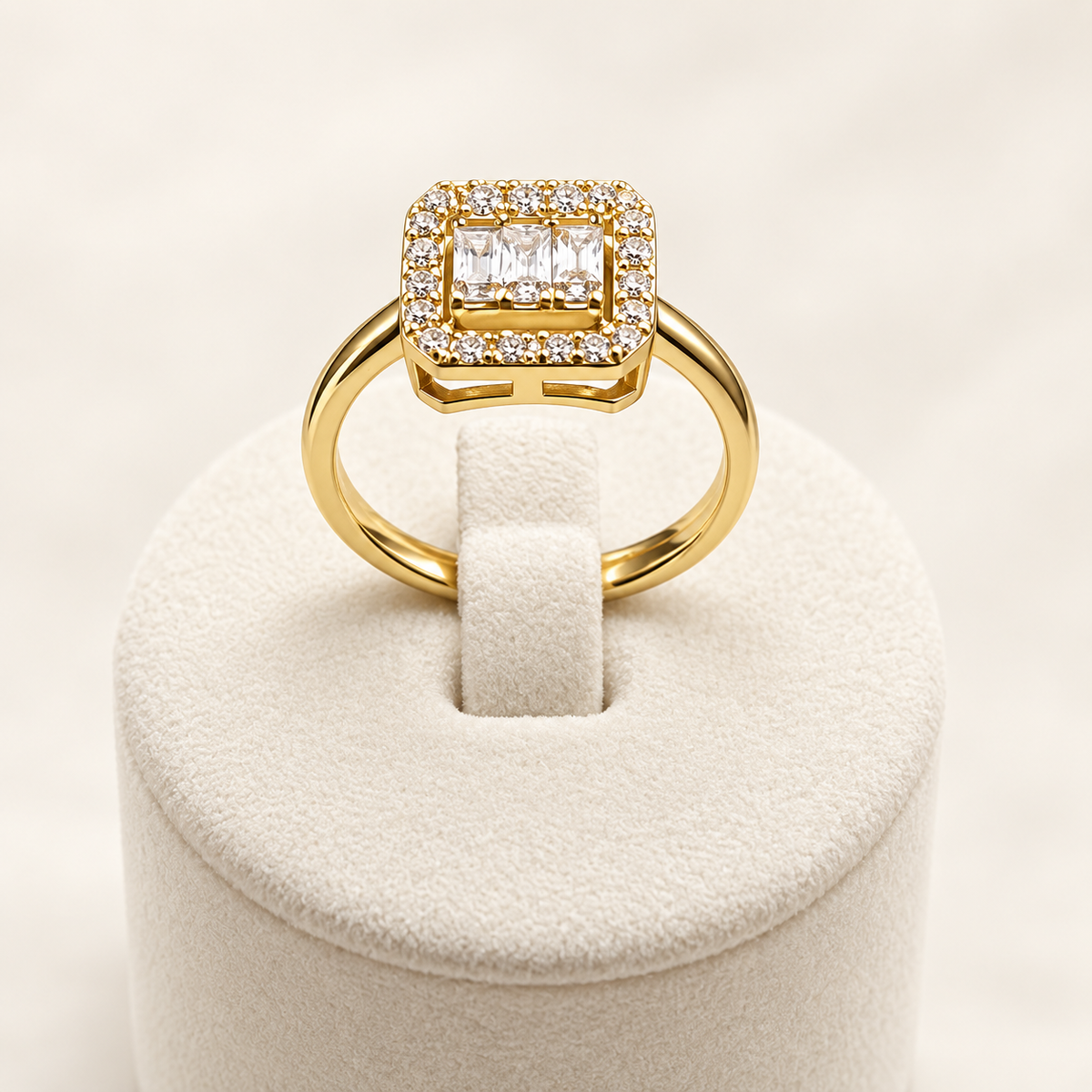 Golden Halo Crystal Ring